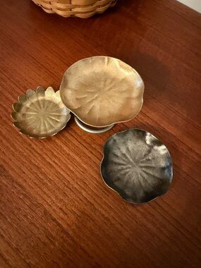 PartyLite Lotus Tealight Trio